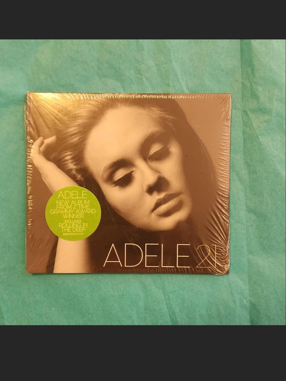 Adele – 21 (CD, sealed)
Brand new, sealed. Original Starbucks retail edition.